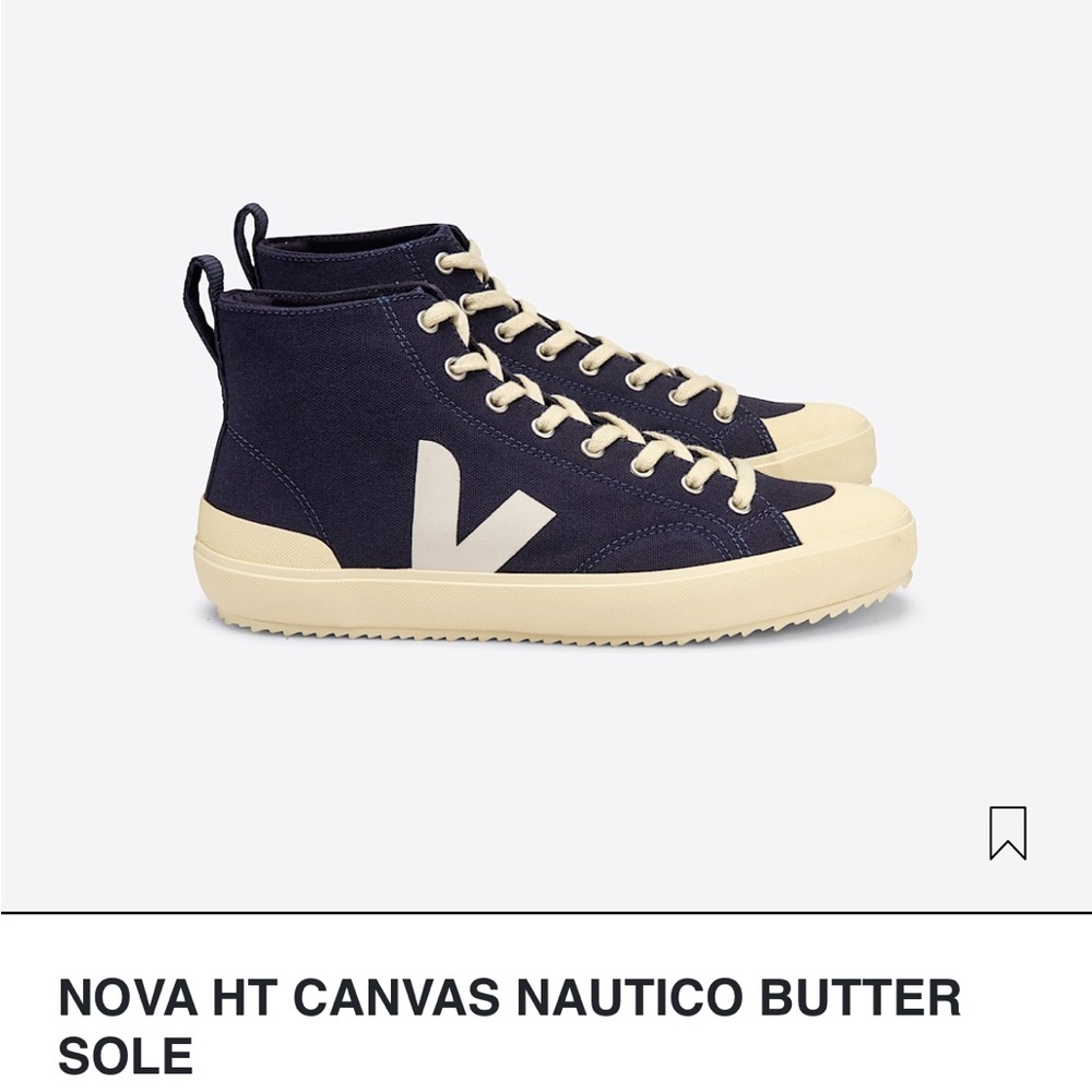 Veja Navy and Cream Sneakers